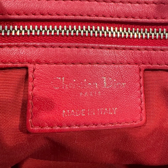 Authentic Dior Cannage chained tote bag - Picture 15 of 15